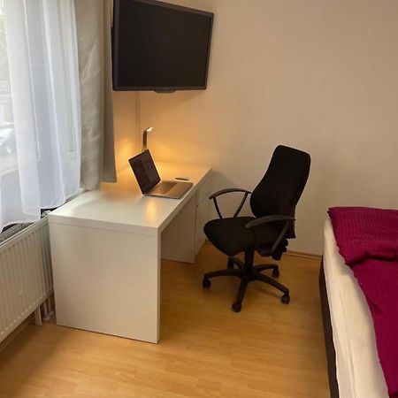 Zimmer Im Herzen Von Durlach Карлсруэ Экстерьер фото